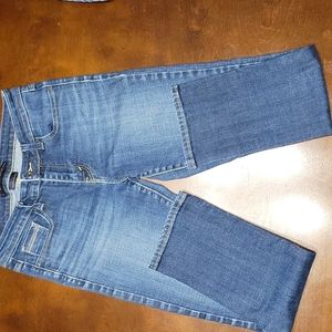 Levi's Woman's Skinny Jean size 6 short